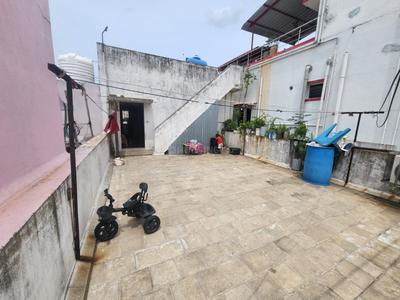 Balcony Image of 650 Sq.ft 2 BHK Apartment / Flat for sale in Madanankppam Chennai for Rs. 4000000