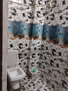 Bathroom Image of 185 Sq.ft 1 RK Apartment / Flat for rent in Indra Puri Colony Indore for Rs. 8500