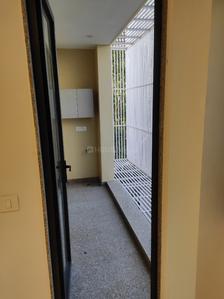 Balcony Image of 1800 Sq.ft 3 BHK Builder Floor for sale in Green Park New Delhi for Rs. 62500000