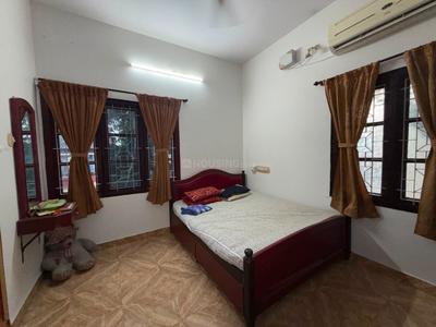 Bedroom Image of 750 Sq.ft 2 BHK Duplex for rent in Kodailbail Mangalore for Rs. 25000