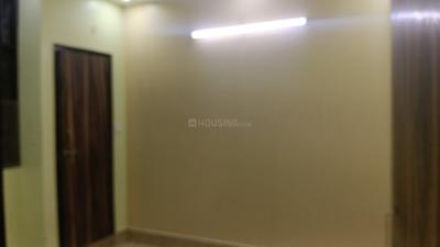 Bedroom Image of 630 Sq.ft 2 BHK Builder Floor for rent in Dwarka Mor New Delhi for Rs. 20000