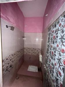 Bathroom Image of 500 Sq.ft 1 BHK Independent House for rent in Changurabhata Raipur for Rs. 5000