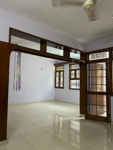Image of 1300 Sq.ft 3 BHK Apartment / Flat for rent in Arya Nagar Apartments, Patparganj, New Delhi for Rs. 45000