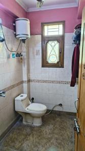 Bathroom Image of 1900 Sq.ft 3.5 BHK Independent House for sale in Vasundhara Ghaziabad for Rs. 21000000