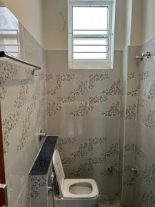Bathroom Image of 1500 Sq.ft 3 BHK Apartment / Flat for rent in Old Pallavaram Chennai for Rs. 36000