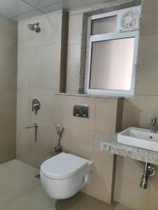 Common Bathroom Image of 1035 Sq.ft 3 BHK Apartment / Flat for sale in Runwal Sanctuary, Mulund West Mumbai for Rs. 30500000