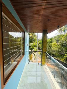 Balcony Image of 2000 Sq.ft 4 BHK Independent House for sale in Aluva Kochi for Rs. 9500000