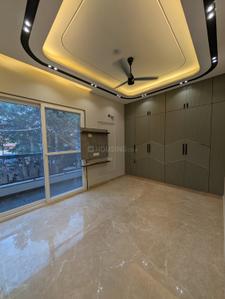 Bedroom Image of 1000 Sq.ft 2 BHK Builder Floor for sale in Rajouri Garden New Delhi for Rs. 15000000