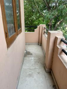 Balcony Image of 700 Sq.ft 2 BHK Independent House for rent in Beta II Greater Noida for Rs. 15000
