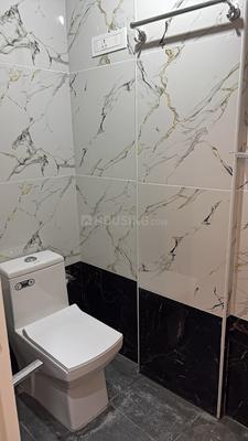 Bathroom Image of 620 Sq.ft 1 BHK Apartment / Flat for rent in S.G. Palya Bengaluru for Rs. 23999