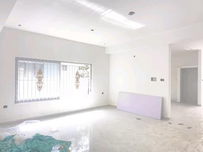 Living Room Image of 2400 Sq.ft 3 BHK Apartment / Flat for sale in Banashankari Bengaluru for Rs. 27000000