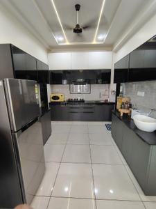 Kitchen Image of 1500 Sq.ft 3 BHK Apartment / Flat for sale in Samanvay Saptarshi, Manjalpur Vadodara for Rs. 9000000