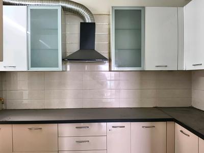 Kitchen Image of 1950 Sq.ft 3 BHK Apartment / Flat for sale in Bestech Park View Residency, Palam Vihar Gurgaon for Rs. 25000000