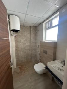 Bathroom Image of 963 Sq.ft 3 BHK Apartment / Flat for rent in Omni Amayra Luxury One, Aujala Mohali for Rs. 32000