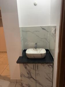 Bathroom Image of 1200 Sq.ft 3 BHK Apartment / Flat for rent in Bhattakufer Shimla for Rs. 27000
