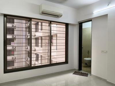 Bedroom Image of 600 Sq.ft 2 BHK Apartment / Flat for sale in 1891 Ekam Parkk, Dadar West Mumbai for Rs. 35000000