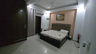 Bedroom Image of 1860 Sq.ft 3 BHK Apartment / Flat for sale in Sector 121 Noida for Rs. 5300000