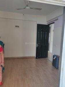 Bedroom Image of 1260 Sq.ft 2 BHK Apartment / Flat for rent in Arihant Ambience, Crossings Republik Ghaziabad for Rs. 18000