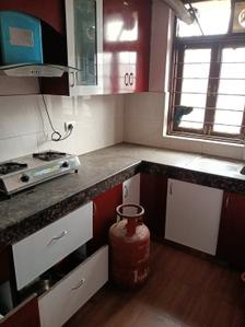 Kitchen Image of 1500 Sq.ft 3 BHK Apartment / Flat for rent in Krish Vatika, Khanpur Khola Alwar for Rs. 30000
