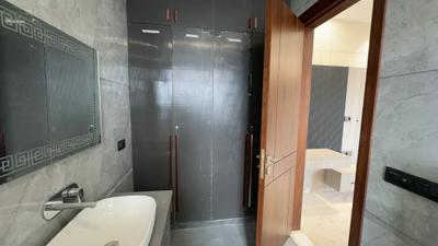 Image of 1801 Sq.ft 3 BHK Builder Floor for sale in Paschim Vihar, New Delhi for Rs. 38000000