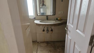 Image of 1350 Sq.ft 2 BHK Apartment / Flat for sale in Jaypee Pavilion Court Royale, Sector 128, Noida for Rs. 12500000