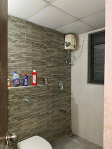 Common Bathroom Image of 700 Sq.ft 1.5 BHK Apartment / Flat for rent in Lodha Palava Elite A To J, Palava Phase 2 Thane for Rs. 21000