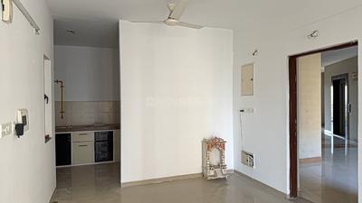 Living Room Image of 1080 Sq.ft 2 BHK Apartment / Flat for rent in Adani The Meadows, Shantigram Ahmedabad for Rs. 22500