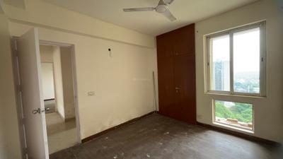 Bedroom Image of 1390 Sq.ft 3 BHK Apartment / Flat for rent in Jaypee Kosmos, Sector 134 Noida for Rs. 27000