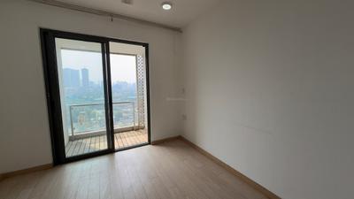 Bedroom Image of 955 Sq.ft 2 BHK Apartment / Flat for sale in Lodha New Cuffe Parade, Sion Mumbai for Rs. 31000000