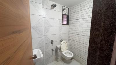 Image of 1800 Sq.ft 3 BHK Apartment / Flat for sale in Shine Swasti, Tragad, Ahmedabad for Rs. 9700000