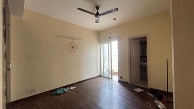 Bedroom Image of 1045 Sq.ft 2 BHK Apartment / Flat for sale in Paras Tierea, Sector 137 Noida for Rs. 8300000