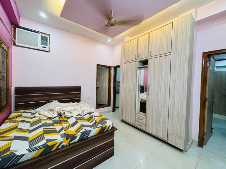 Dlf phase 1 Bedroom 1