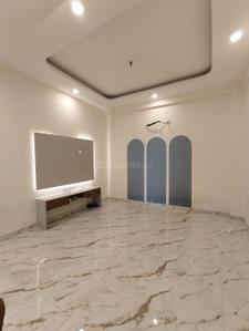 Hall Image of 1400 Sq.ft 3 BHK Apartment / Flat for sale in Malik Hindustan Apartment, Sector 104 Noida for Rs. 6800000