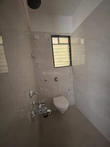 Bathroom Image of 1300 Sq.ft 3 BHK Apartment / Flat for rent in Borivali West Mumbai for Rs. 86000