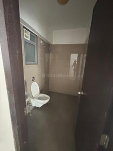 Bathroom Image of 1592 Sq.ft 3 BHK Apartment / Flat for sale in Amanora Future Towers, Hadapsar Pune for Rs. 21000000