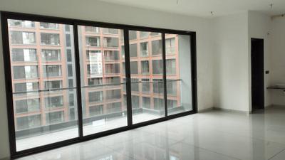 Living Room Image of 3067 Sq.ft 4 BHK Apartment / Flat for sale in Veer Supremus, Pal Gam Surat for Rs. 17788600