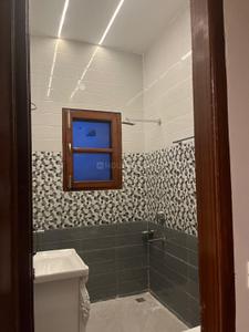 Bathroom Image of 1400 Sq.ft 2 BHK Builder Floor for rent in Sector 118 Mohali for Rs. 25000