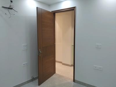 Bedroom Image of 1300 Sq.ft 3 BHK Builder Floor for sale in Shahdara New Delhi for Rs. 15500000