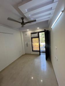 Bedroom Image of 720 Sq.ft 2 BHK Builder Floor for sale in Shalimar Bagh New Delhi for Rs. 10300000