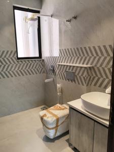 Common Bathroom Image of 745 Sq.ft 3 BHK Apartment / Flat for sale in GLS Arawali Homes, Sector 4 Sohna for Rs. 6350000