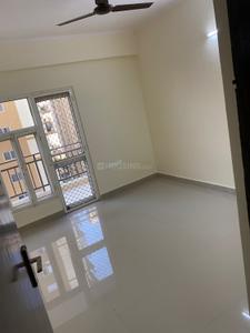 Hall Image of 1350 Sq.ft 3 BHK Apartment / Flat for sale in Gardenia Golf City Phase 4, Sector 75 Noida for Rs. 12100000