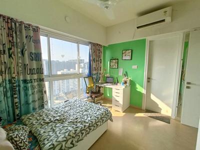 Bedroom Image of 2450 Sq.ft 4 BHK Apartment / Flat for sale in Godrej The Trees Phase 2, Vikhroli East Mumbai for Rs. 107500000