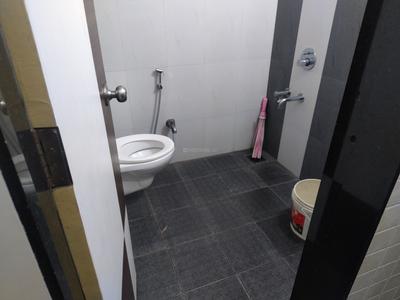 Bathroom Image of 1150 Sq.ft 2 BHK Apartment / Flat for rent in Seawoods Navi Mumbai for Rs. 65000