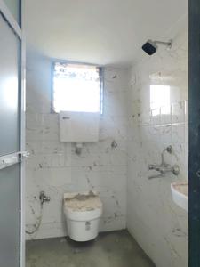 Common Bathroom Image of 885 Sq.ft 1 BHK Apartment / Flat for sale in Boisar Mumbai for Rs. 4292250