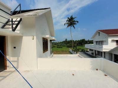 Balcony Image of 2200 Sq.ft 4 BHK Independent House for sale in Pallikkara Kochi for Rs. 11500000