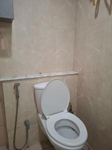 Image of 2100 Sq.ft 3 BHK Apartment / Flat for rent in Aditya Empress Towers, Shaikpet, Hyderabad for Rs. 75000