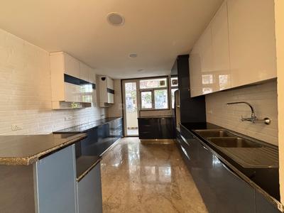 Kitchen Image of 3500 Sq.ft 4 BHK Builder Floor for sale in Sector 49 Gurgaon for Rs. 37000000