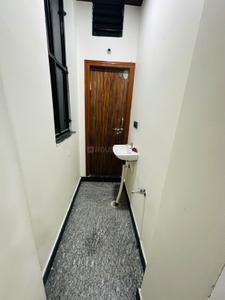 Bathroom Image of 1000 Sq.ft 2 BHK Independent House for rent in Balapur Hyderabad for Rs. 15000
