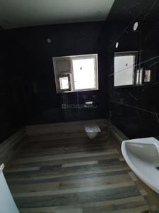 Bathroom Image of 2000 Sq.ft 3 BHK Independent House for rent in Sector 11 Panchkula for Rs. 45000