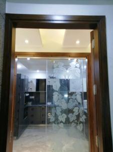 Main Entrance Image of 1800 Sq.ft 3 BHK Builder Floor for sale in Chittaranjan Park New Delhi for Rs. 45000000